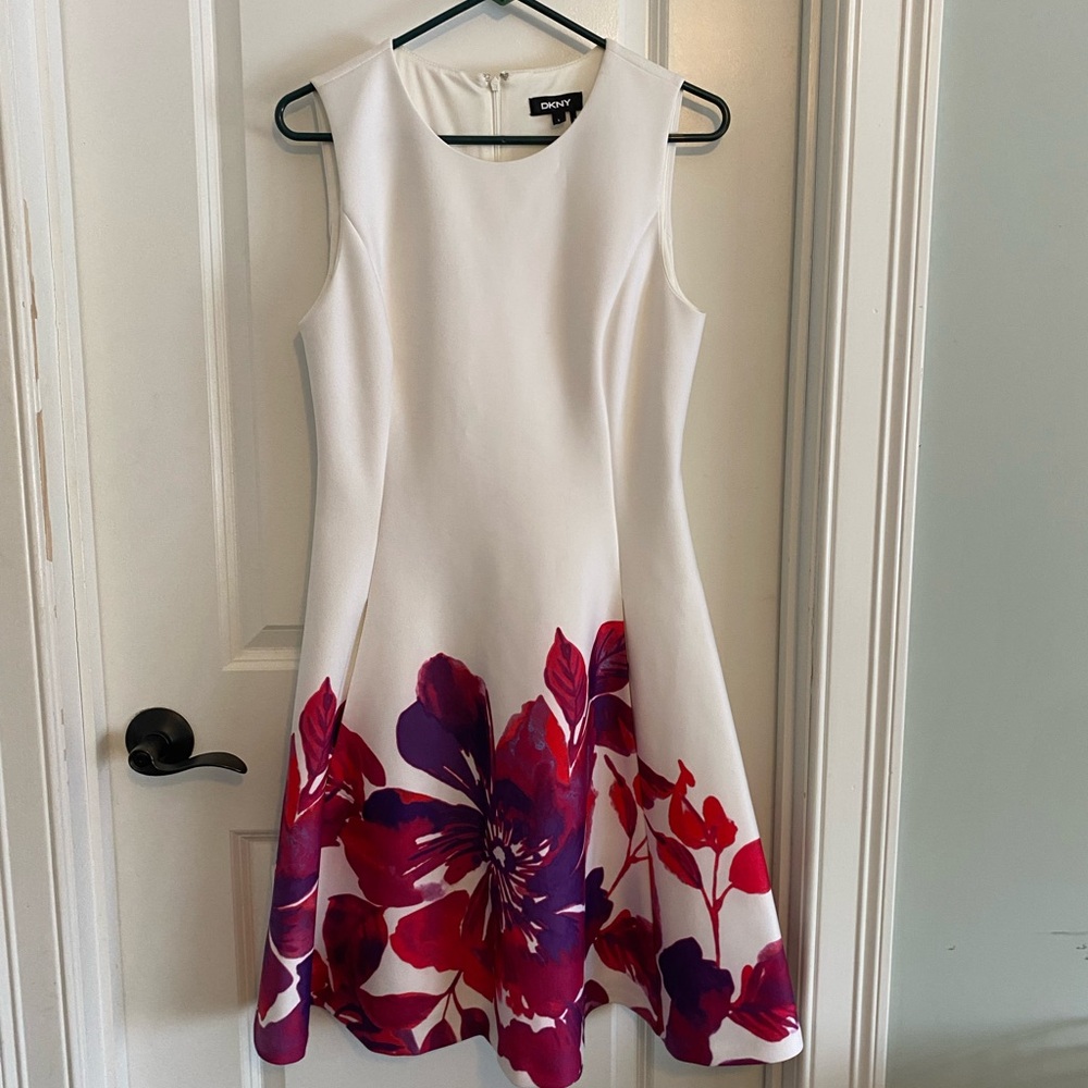 DKNY Floral Lined Sleeveless Dress - Picture 2 of 15